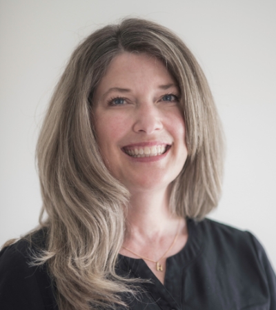 Heidi-Osborne-Clinic-Director-Physiotherapist-Evidence-Sport-and-Spine-Evidence-North-Calgary-AB