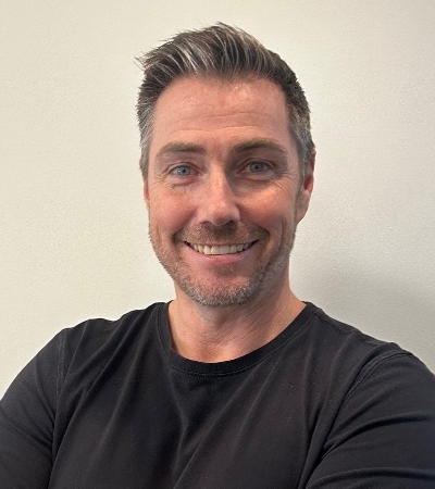 Adam-Hepburn-Physiotherapist-Clinic-Director-Momentum-Health-Seton-Calgary-AB