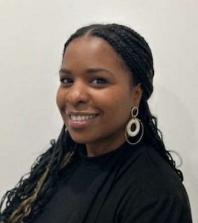 Banan-Yousif-Office-Manager-Momentum-Health-Ogden-Calgary-AB