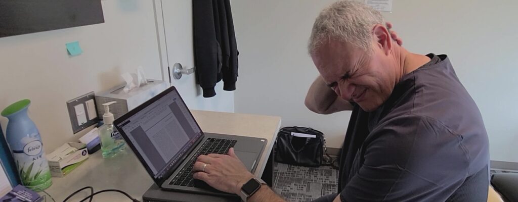 Neck-pain-momentum-health-calgary-ab