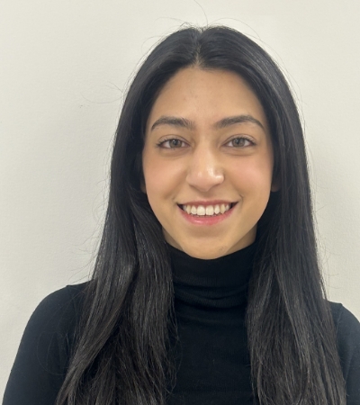 Nmeshivi-Kanwar-Kinesiologist-momentum-health-creekside-calgrary-ab