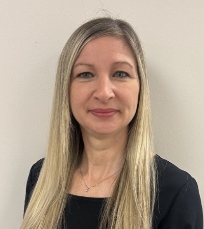 Peggy-Tham-Office-Manager-Momentum-Health-Creekside-Calgary-AB